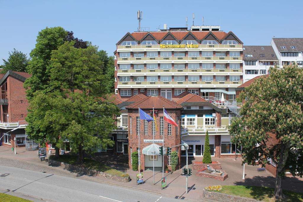 Sachsenwald Hotel Reinbek Zewnętrze zdjęcie